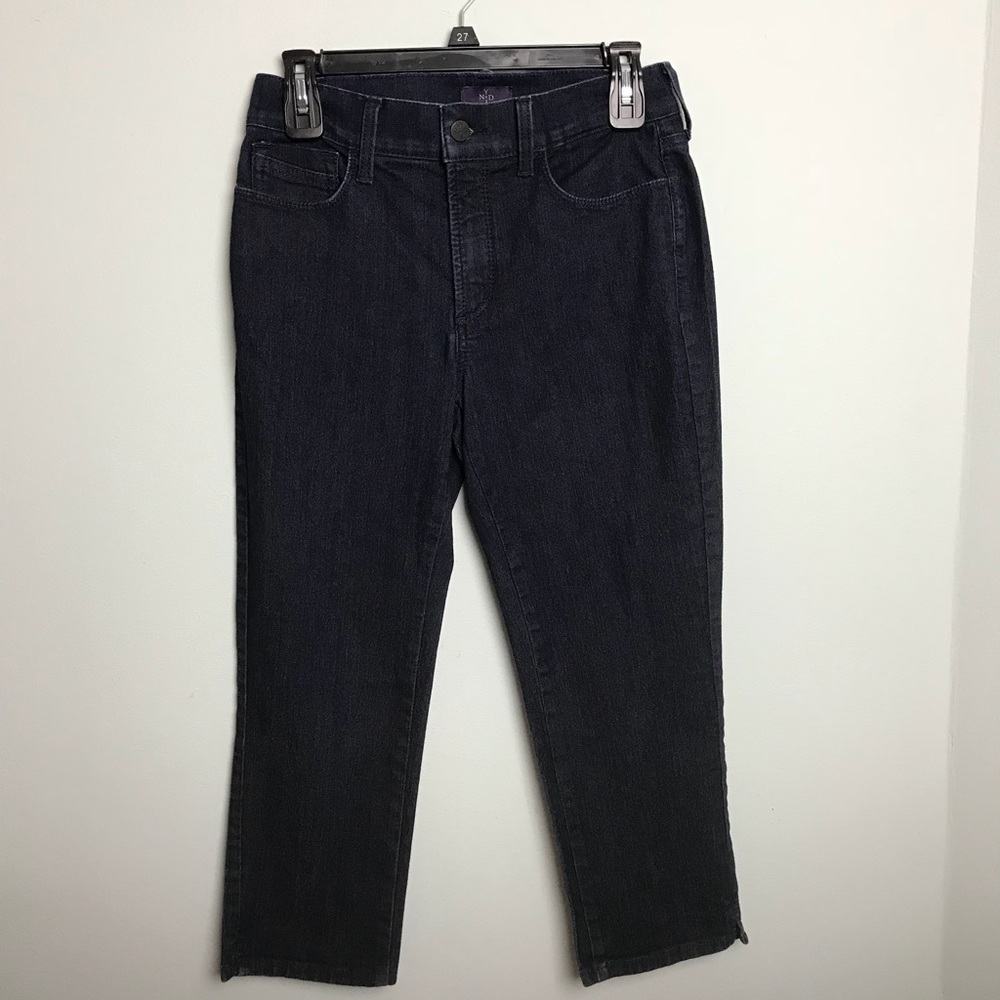 NYDJ Not Your Daughter’s Jeans Capri. Size 6